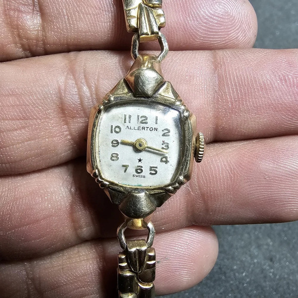Vintage Allerton Swiss Mechanical Cocktail Ladies Watch Gold Plated Working show - Picture 1 of 9